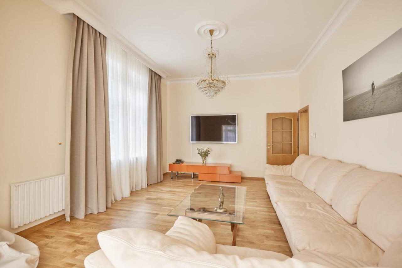 Villa Deluxe Apartments Karlowe Wary Zewnętrze zdjęcie