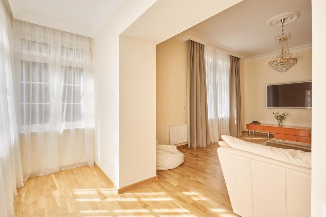 Villa Deluxe Apartments Karlowe Wary Zewnętrze zdjęcie