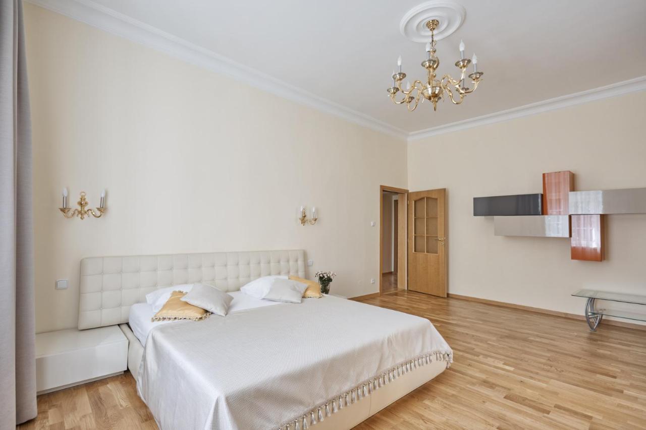 Villa Deluxe Apartments Karlowe Wary Zewnętrze zdjęcie
